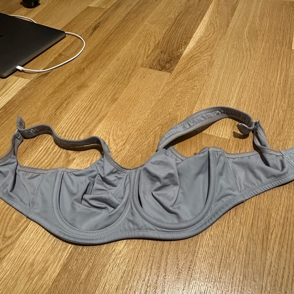 Wacoal Underwire Sports Bra